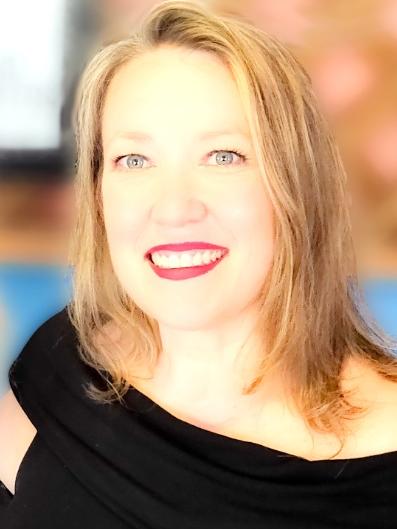 Photo of Laura Elliott