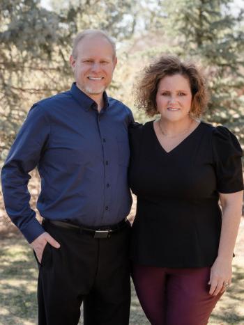 Photo of Amy and Scott Grossman