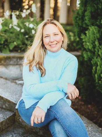 Photo of Emily Myers