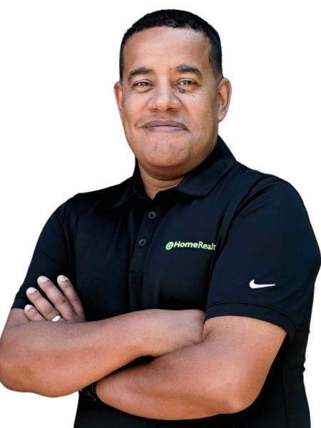 Photo of Lee Sandoval