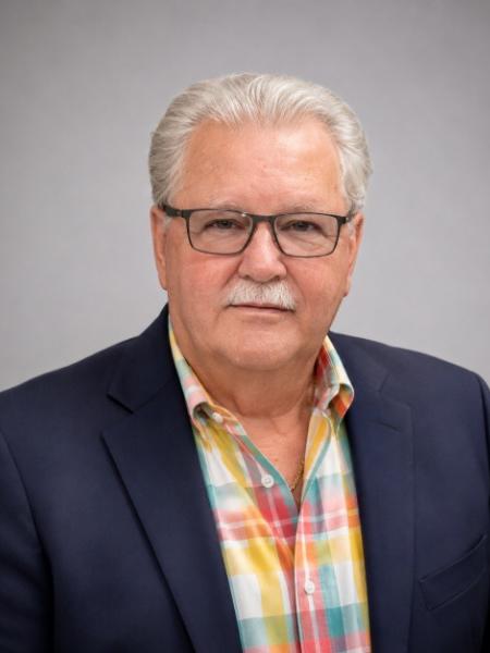 Photo of Ray Davis